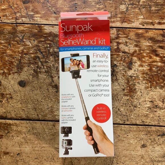 NWT Sunpak Bluetooth SelfieWand Kit 🤳 Wireless I Selfie Stick I Instagram Tool - Picture 1 of 5